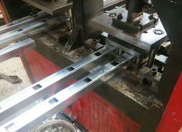 爱游戏买球-爱游戏（中国）家具管加工——开孔